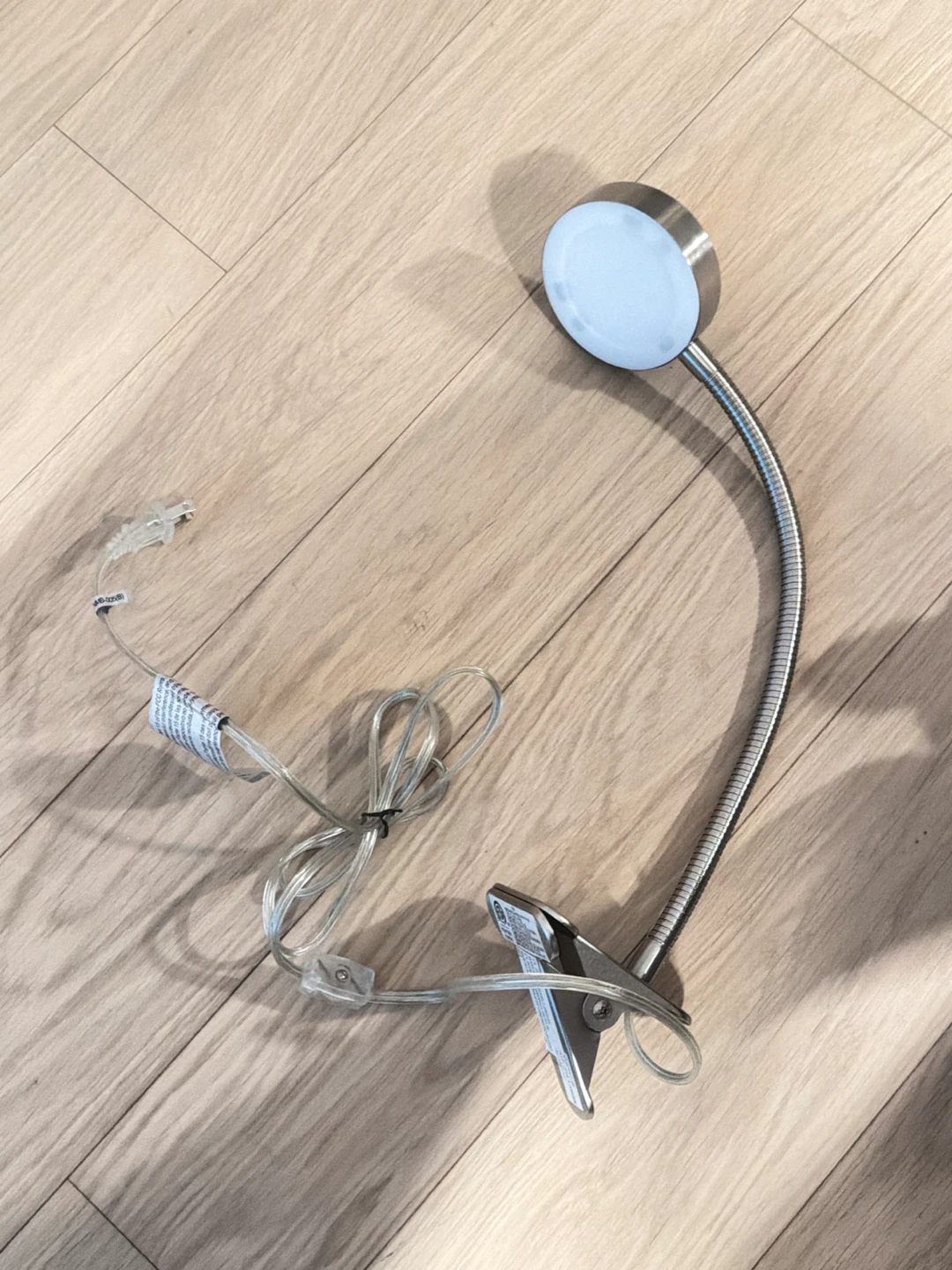 Clip-on LED Reading Lamp