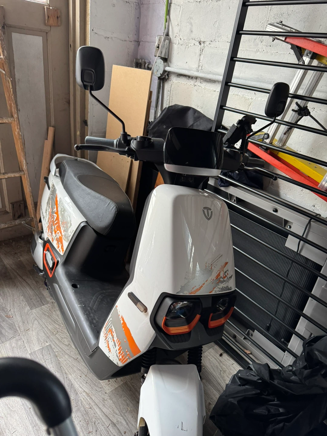 TAILG E-RABBY 60/20 Electric Scooter