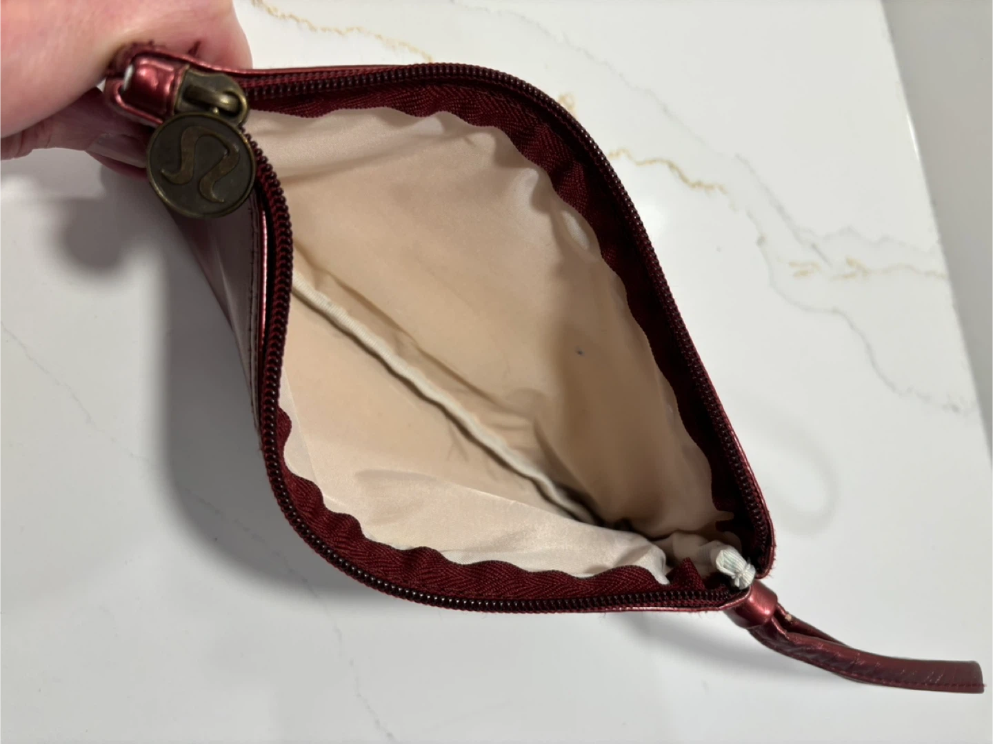 VINTAGE Lululemon Wristlet Wallet, Metallic Burgundy w Gold Logo - photo 5