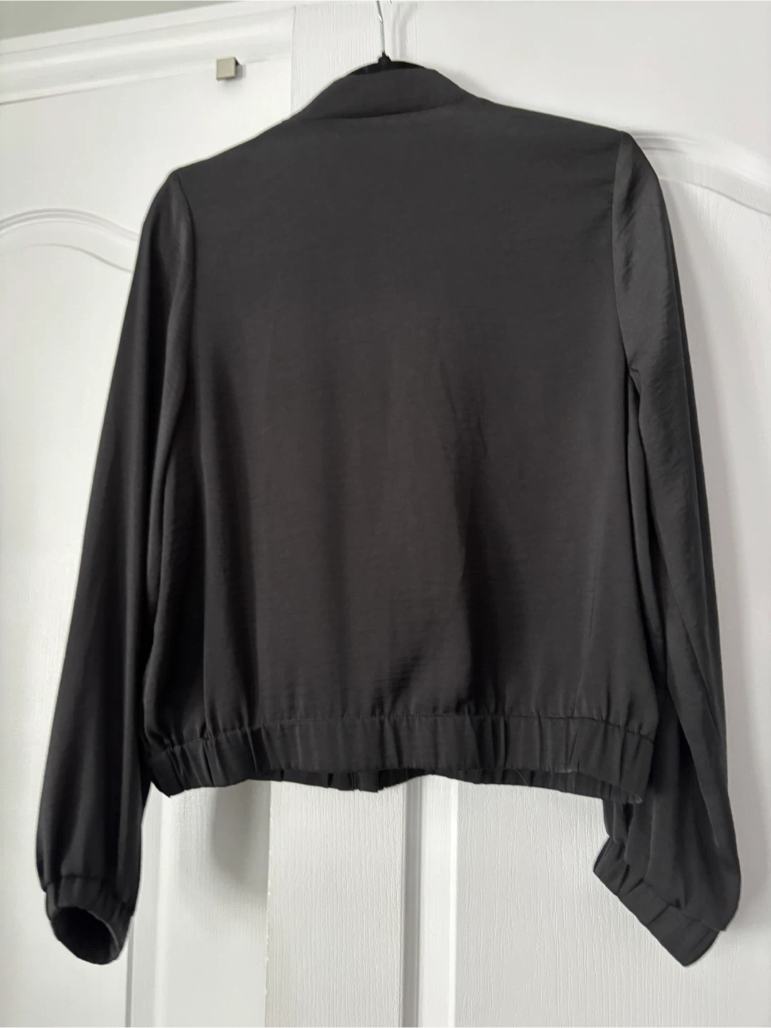 H&M satin-like bomber jacket - photo 2