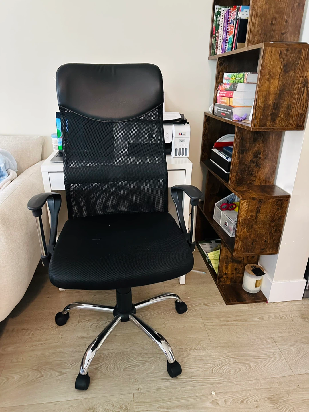 Black Mesh Office Chair