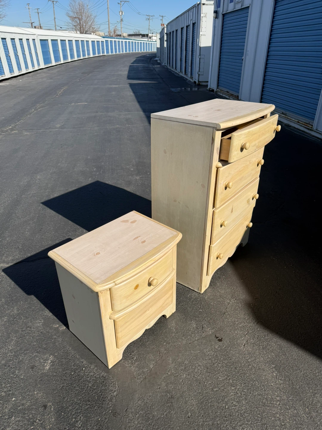 Unfinished wood dresser and nightstand set - photo 2