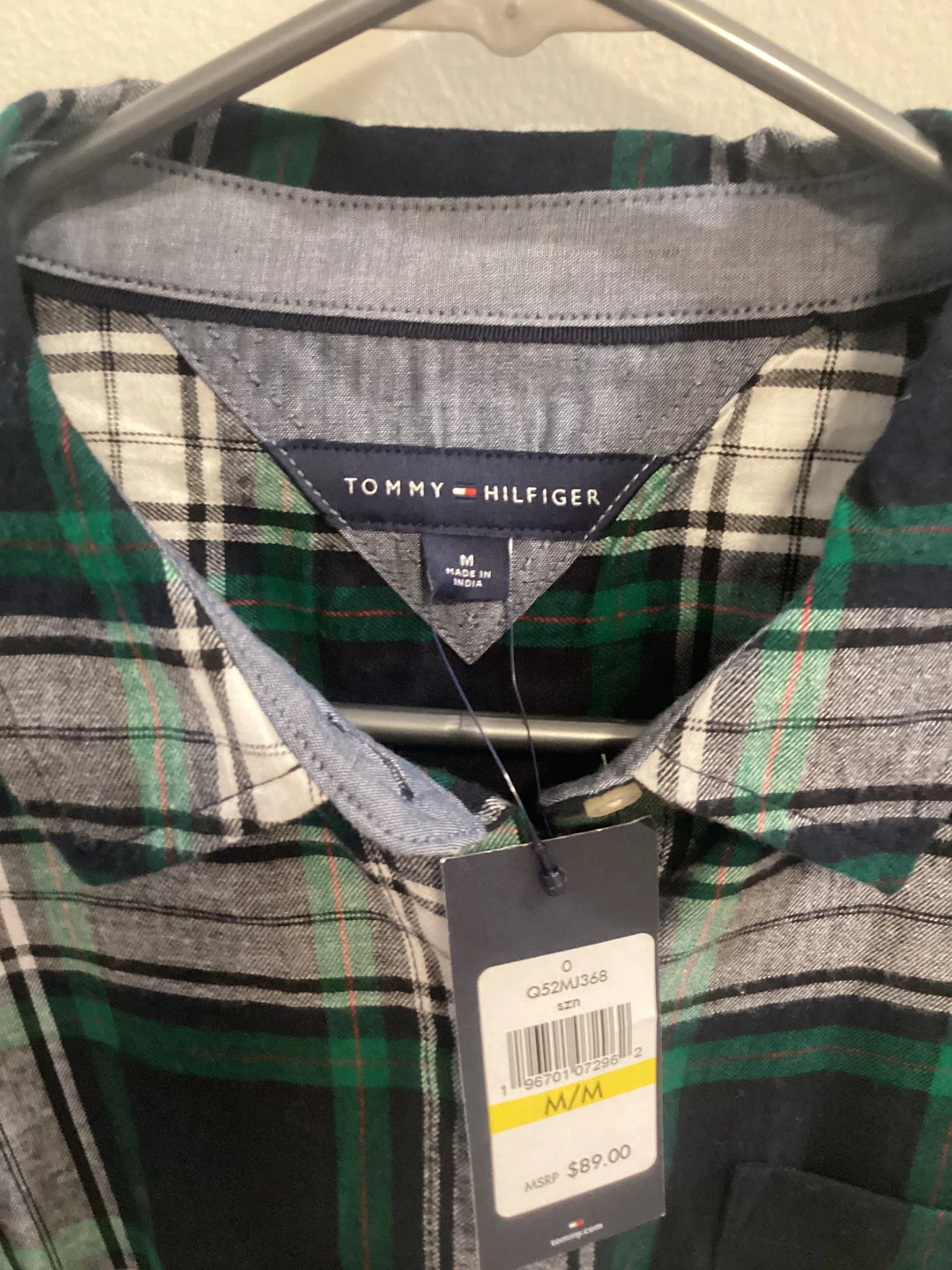 🏆 Tommy Hilfiger Woman’s Plaid Top - photo 4