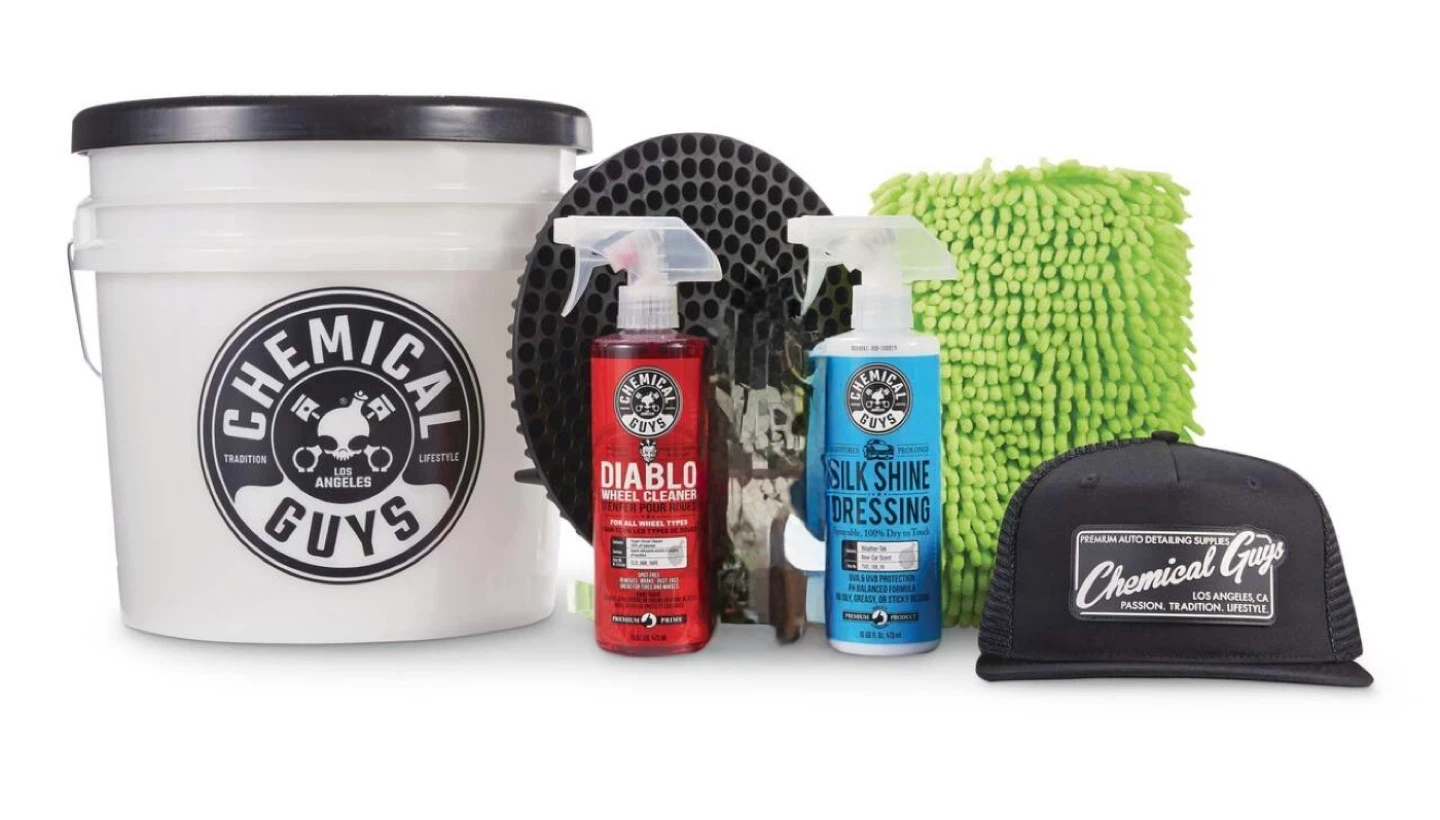 Chemical Guys Car Care Kit – 7-Piece Set