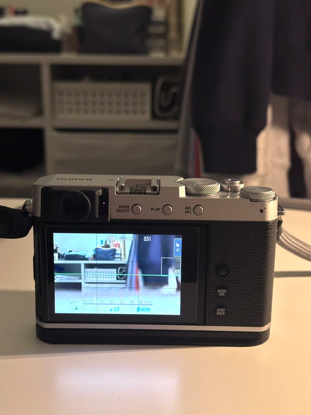 Fujifilm xe4/x-e4 (mint condition) with Voigtlander 27mm f2 - photo 2