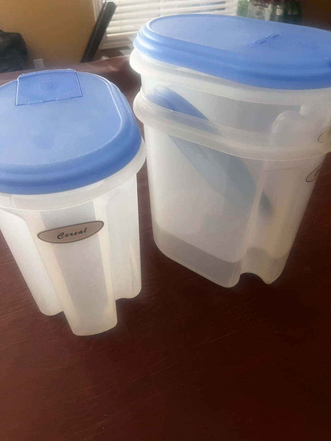 Set of 3 Plastic stackable Cereal Containers with Blue Lids - photo 2