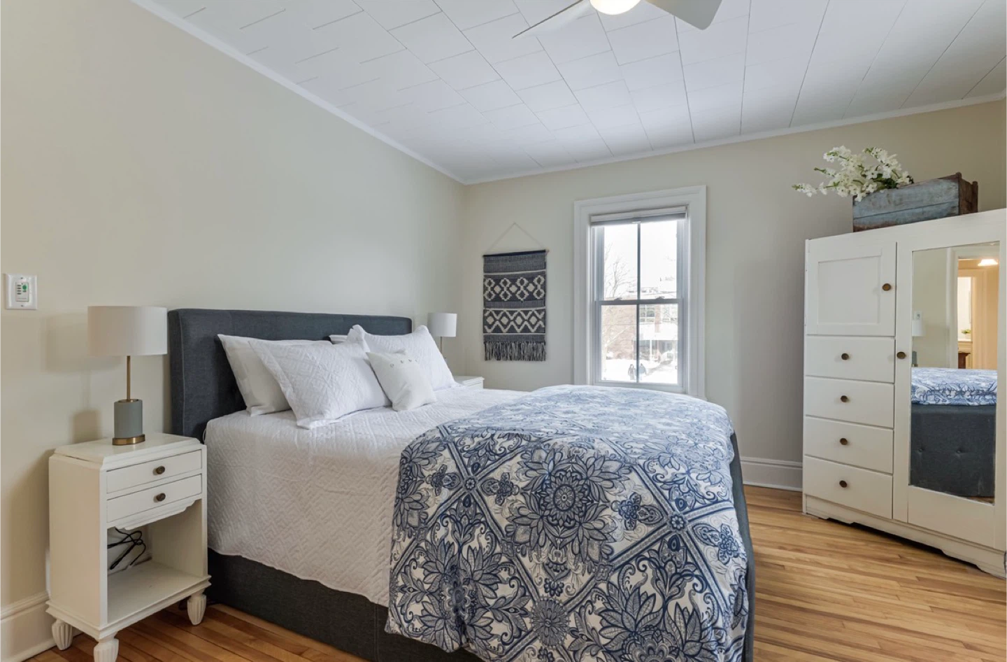 🚨 Leva Sleep Adjustable Beds + Mattresses – MUST SELL ASAP! 🚨 - photo 4