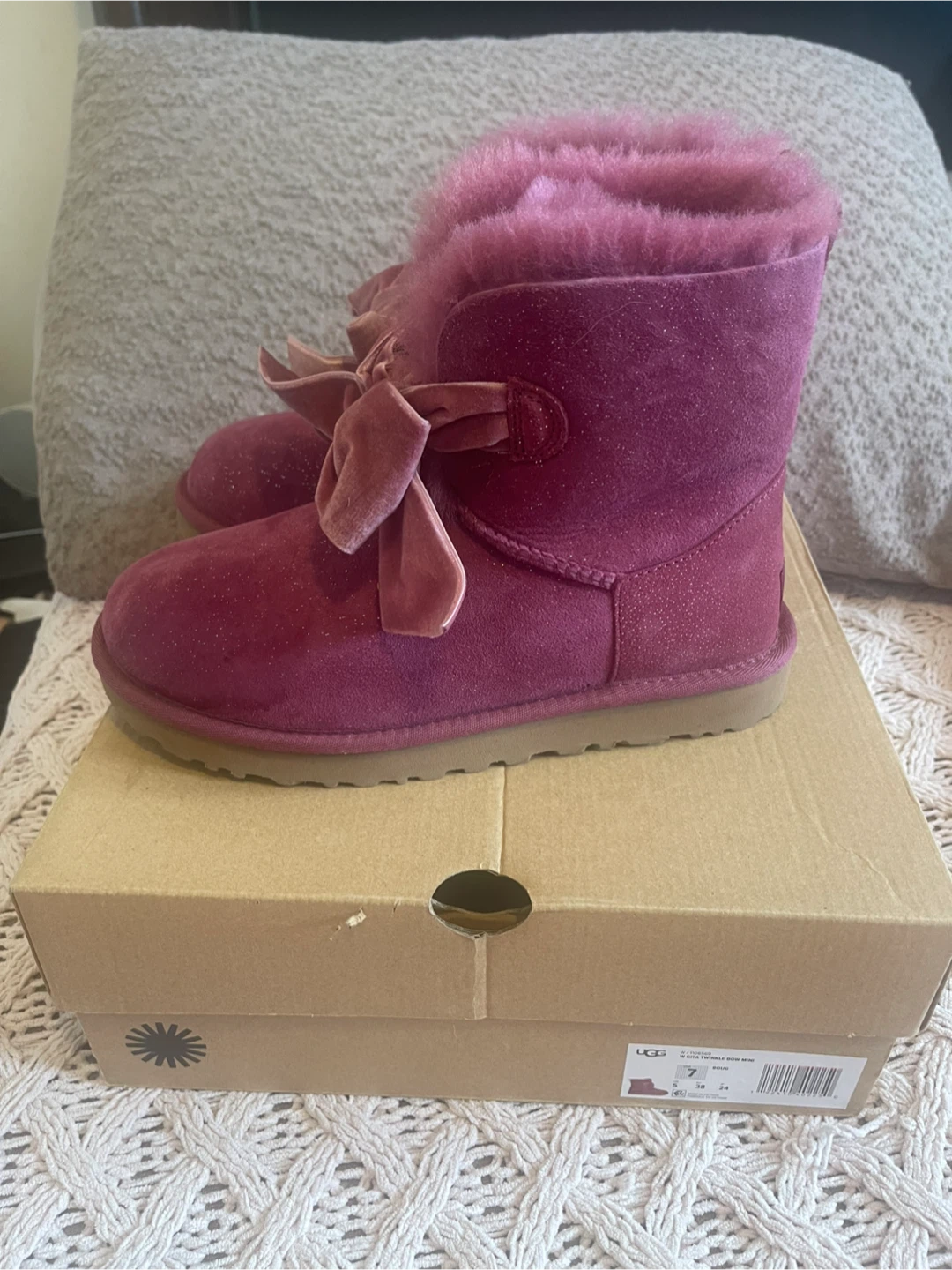 UGG  Bailey Bow II Sparkle Boots - Pink - Size 7 - photo 2