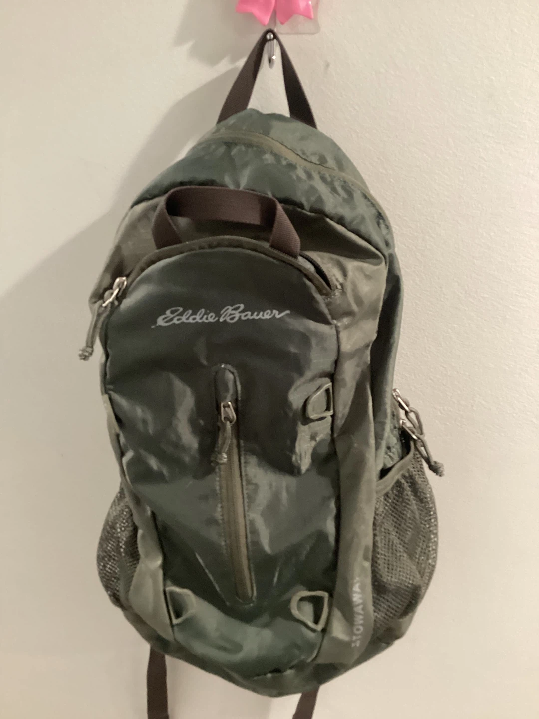 🏆 Eddie Bauer Stowaway Back Pack