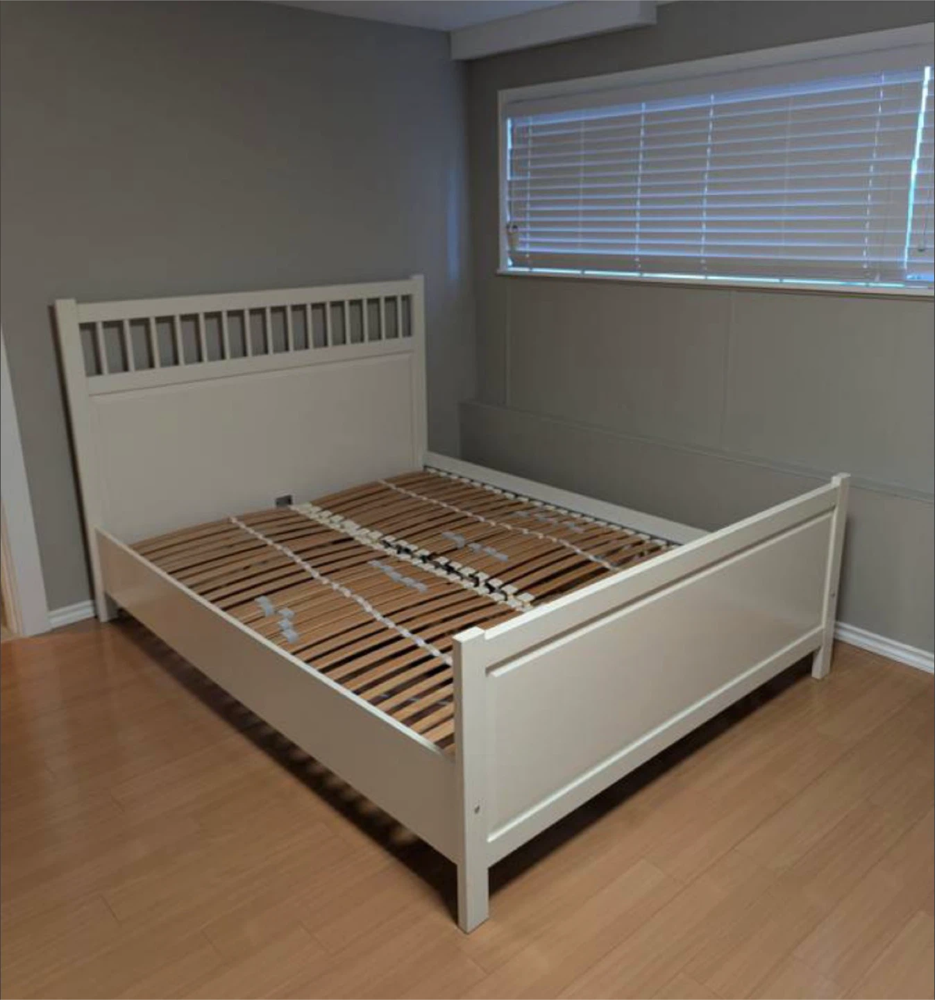 Ikea Queen bed frame *Free delivery