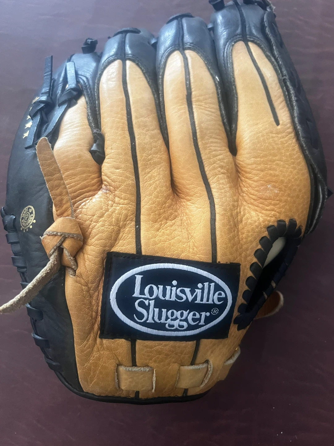 Louisville Slugger Players Series 13 inch Baseball Glove - photo 3