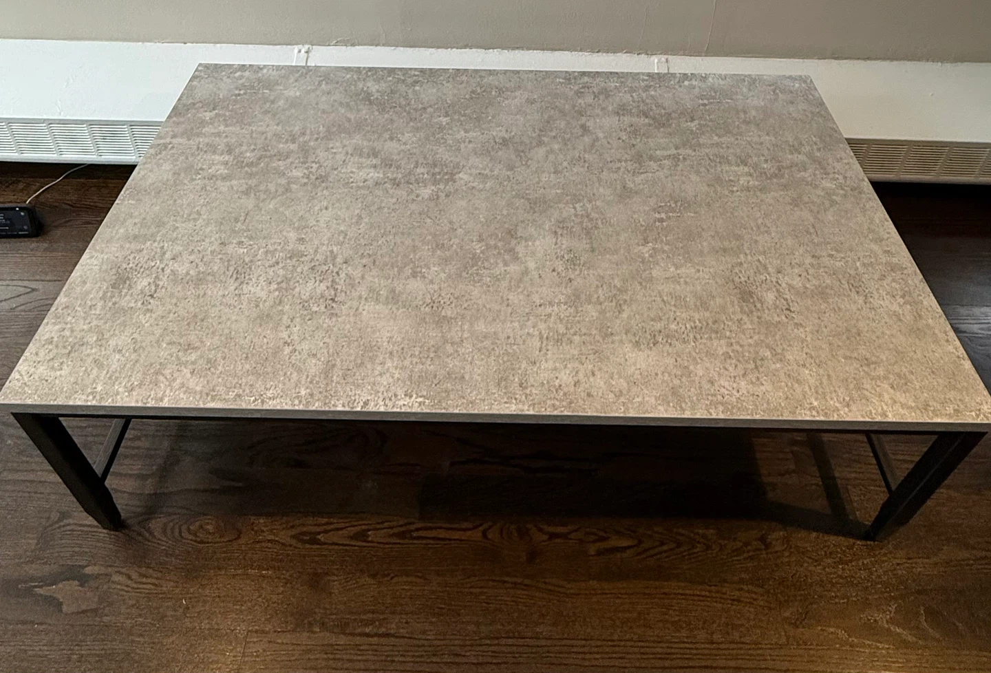 Ashley Furniture Shybourne Rectangular Cocktail Table - photo 4