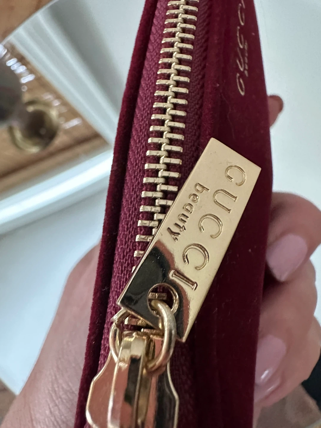 Gucci Beauty Velvet Pouch - photo 5