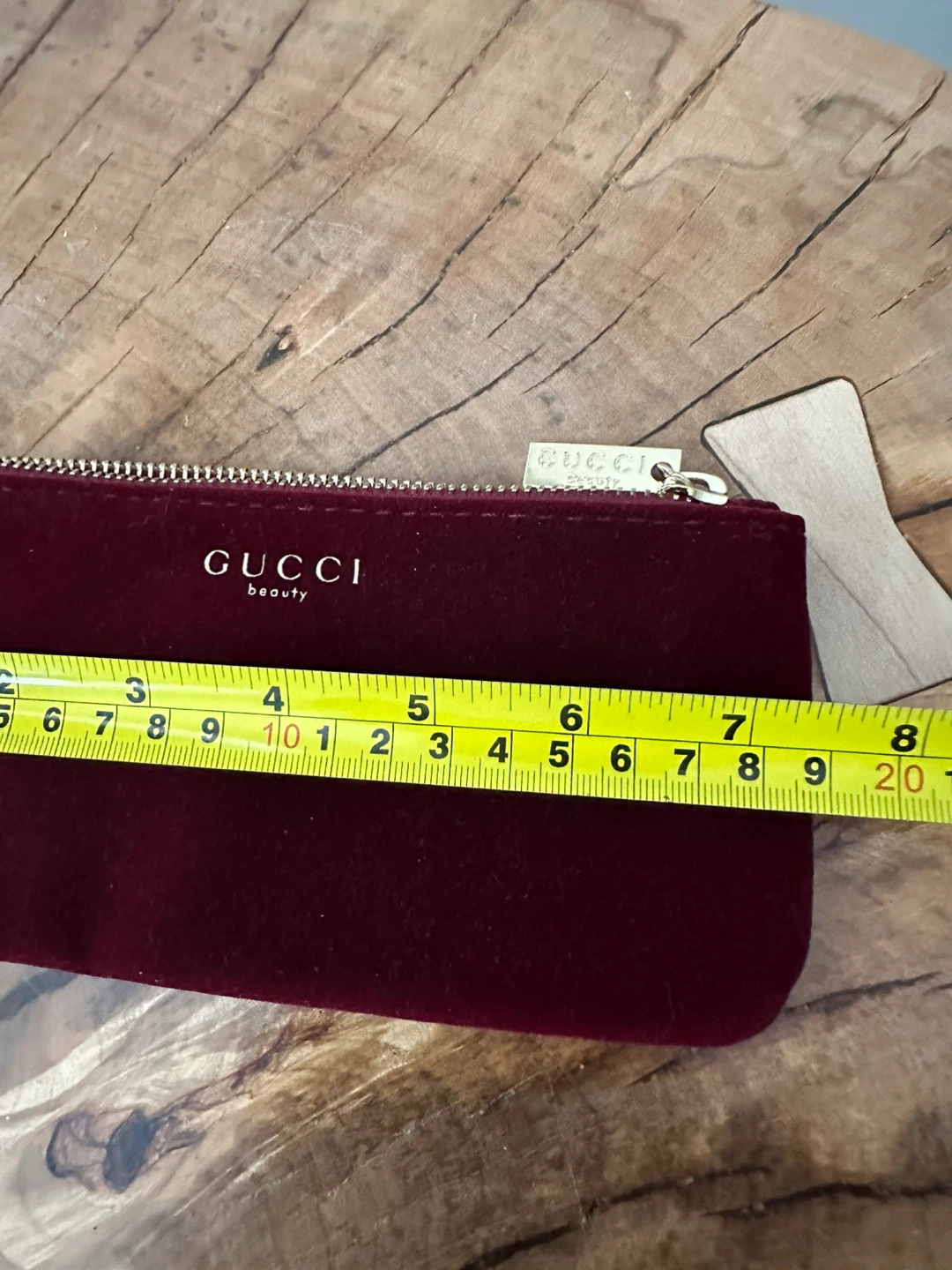 Gucci Beauty Velvet Pouch - photo 3