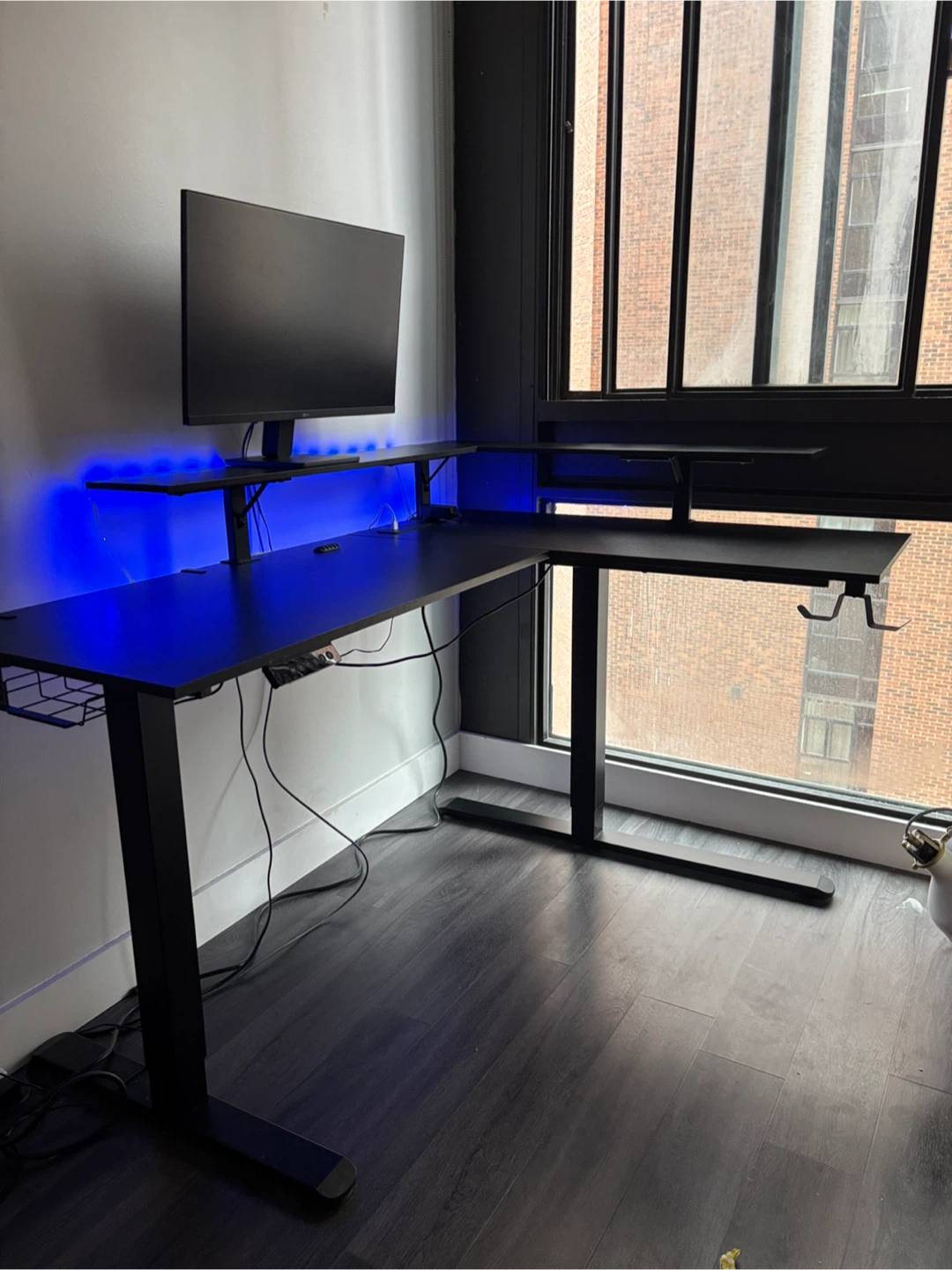 Massive Electronic Standing Desk - photo 4