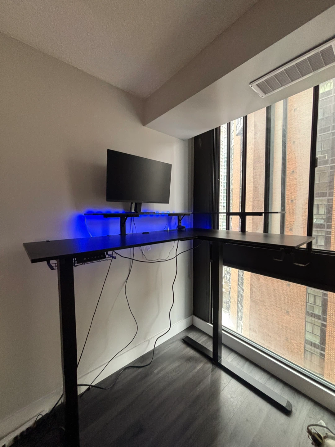 Massive Electronic Standing Desk - photo 3