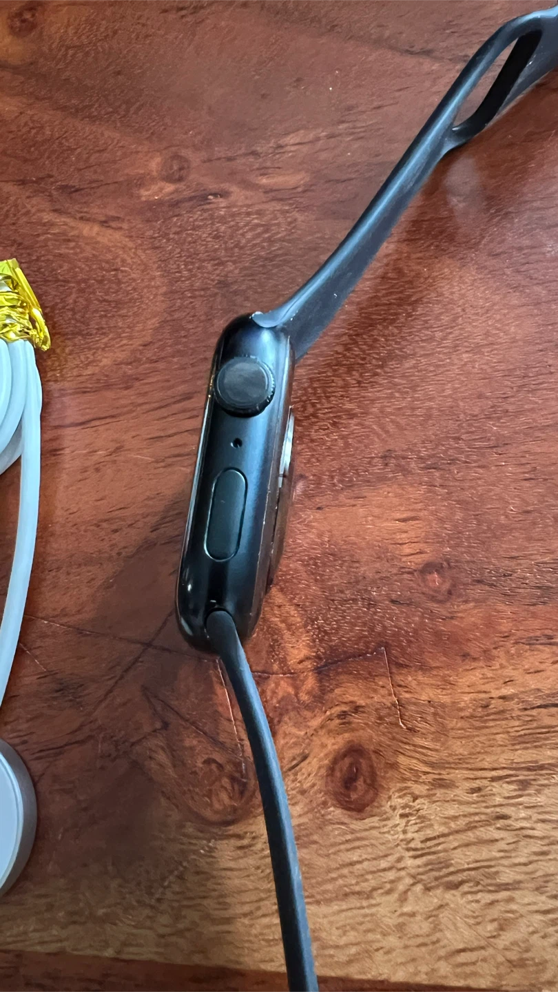 Apple Watch Series 8 45mm Aluminium - photo 3