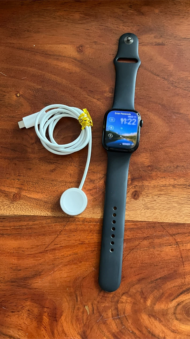 Apple Watch Series 8 45mm Aluminium