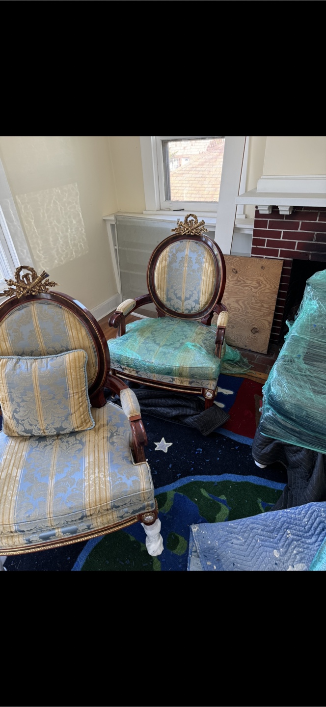 Antique Spanish  Style Sofa and Chairs Set - photo 2