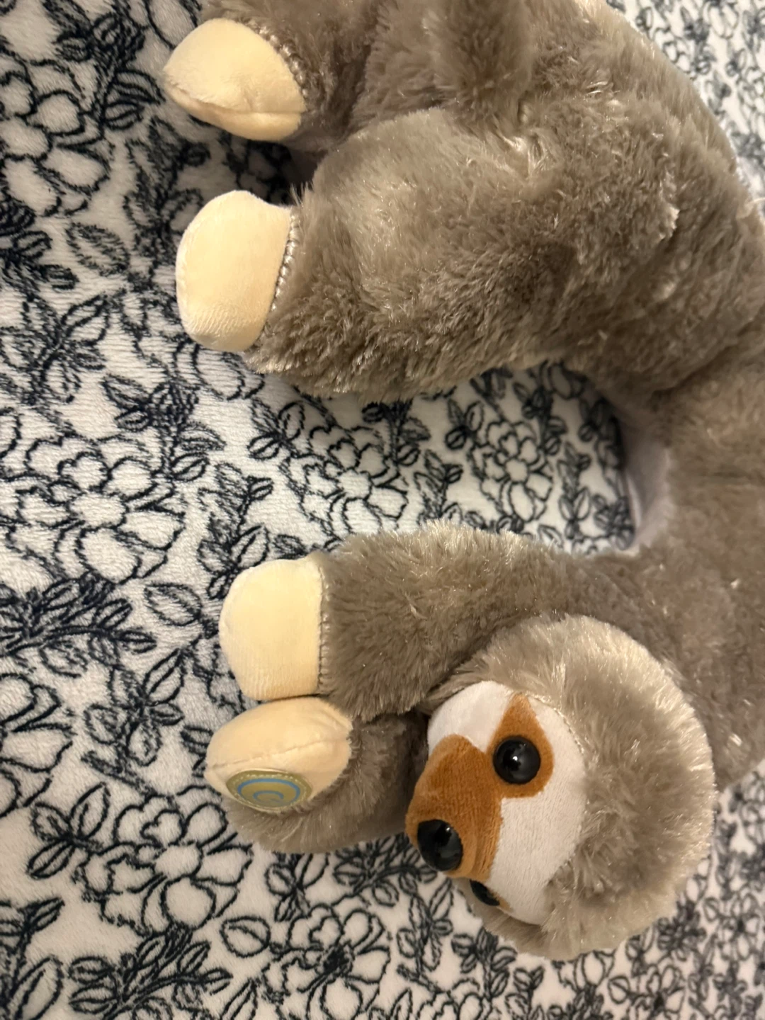 HealthTouch Neck Massager Plush Sloth - photo 2