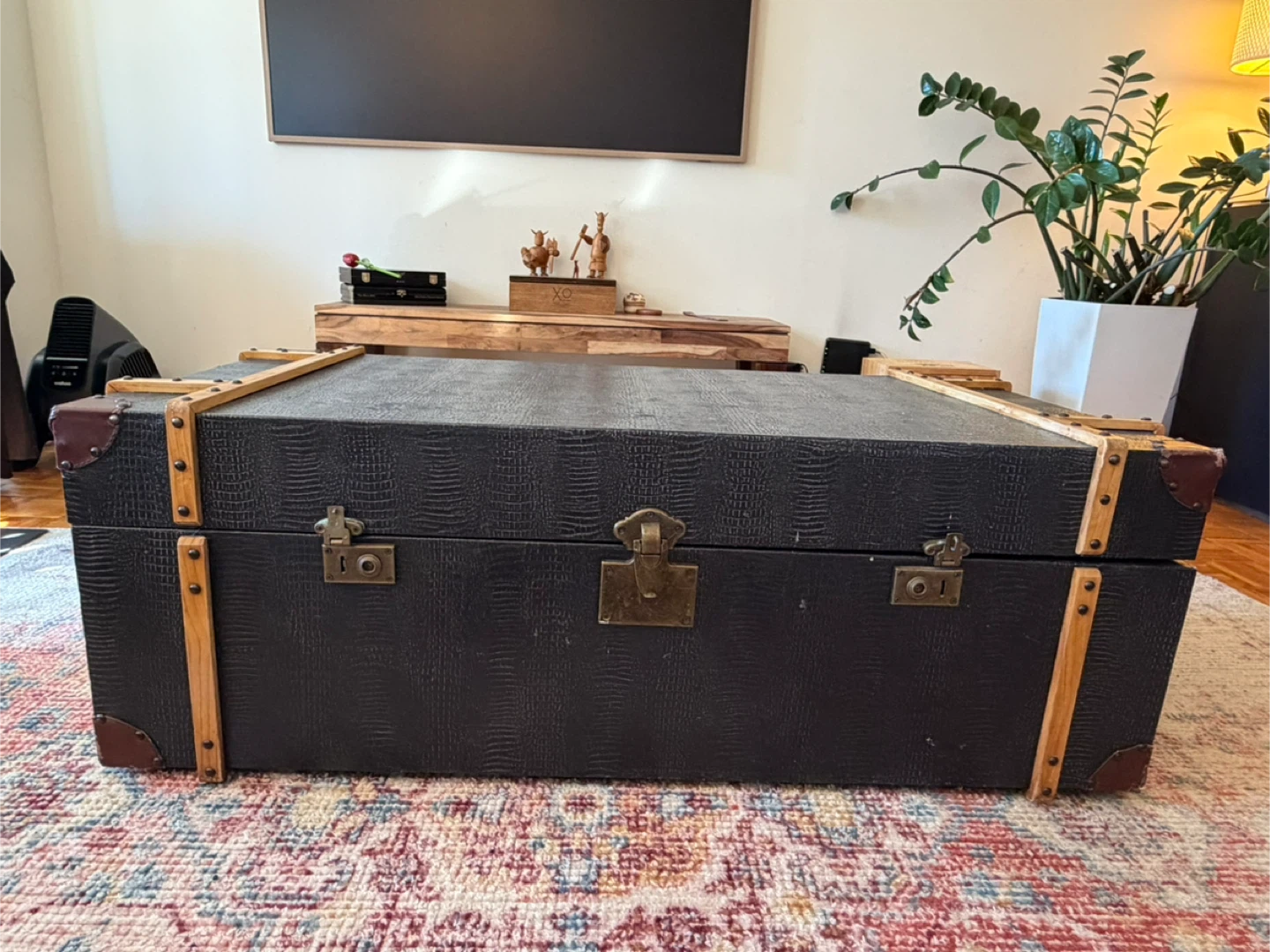 Over stock - Vintage Trunk Storage Chest
