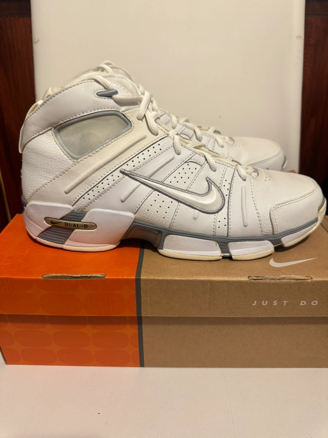 Nike Air B-Ball Dual-D Basketball Shoes White Size 10