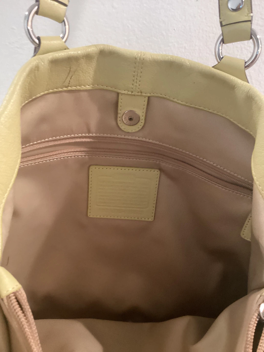 🏆 Coach Ashley Leather Bag - photo 4