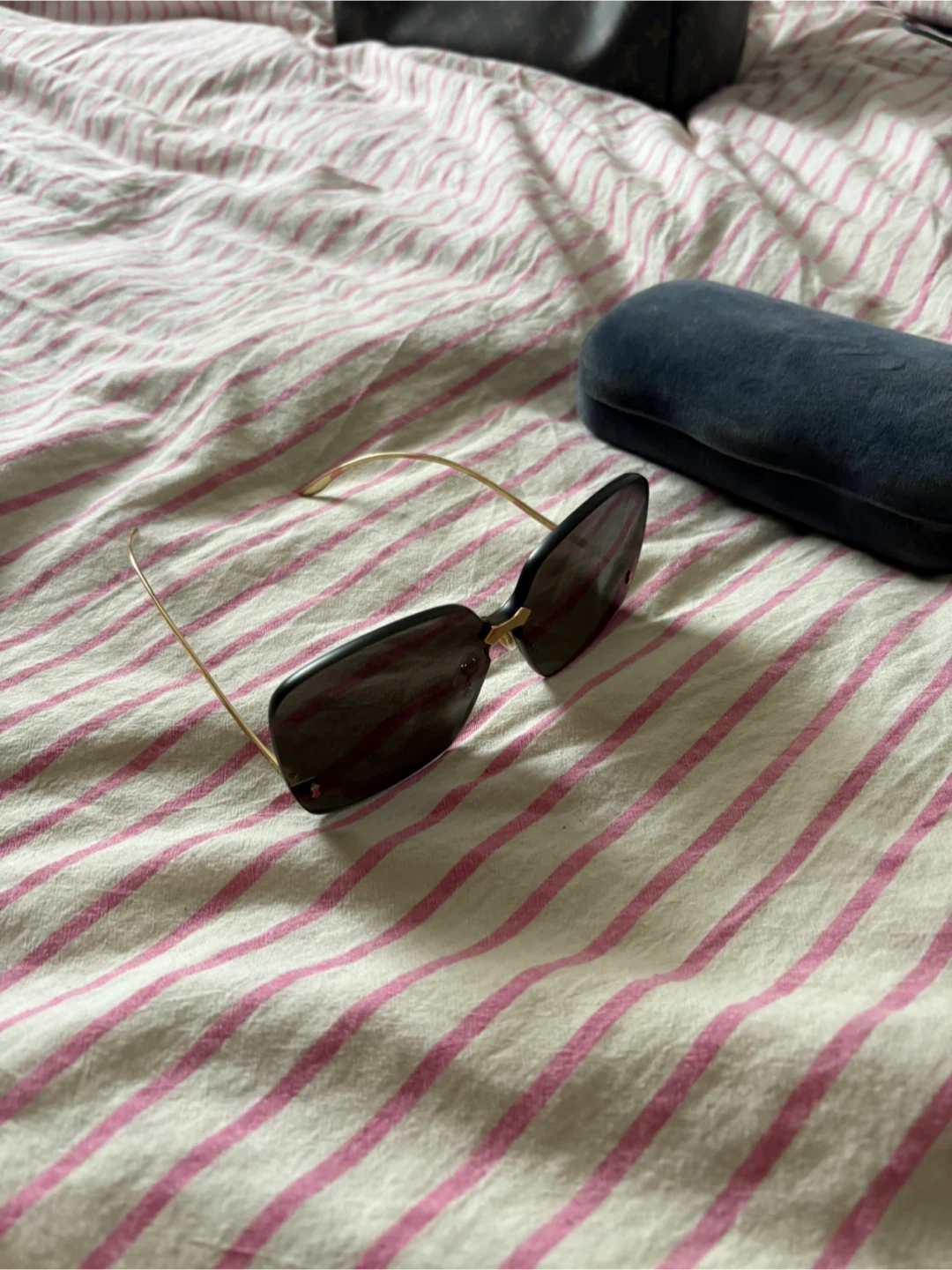 Gucci Sunglasses - photo 2