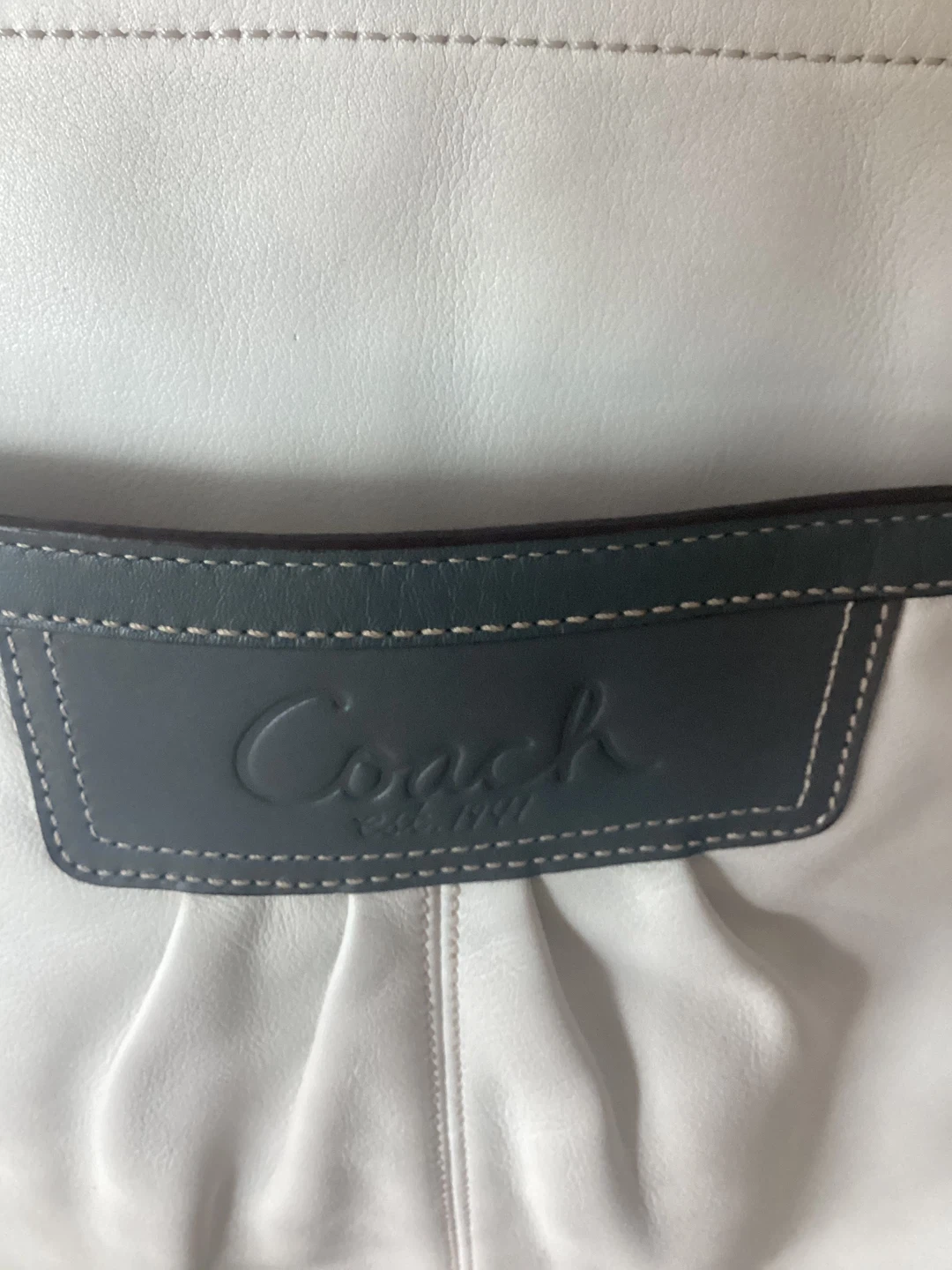 🏆 Coach Soho Leather Bag - photo 2