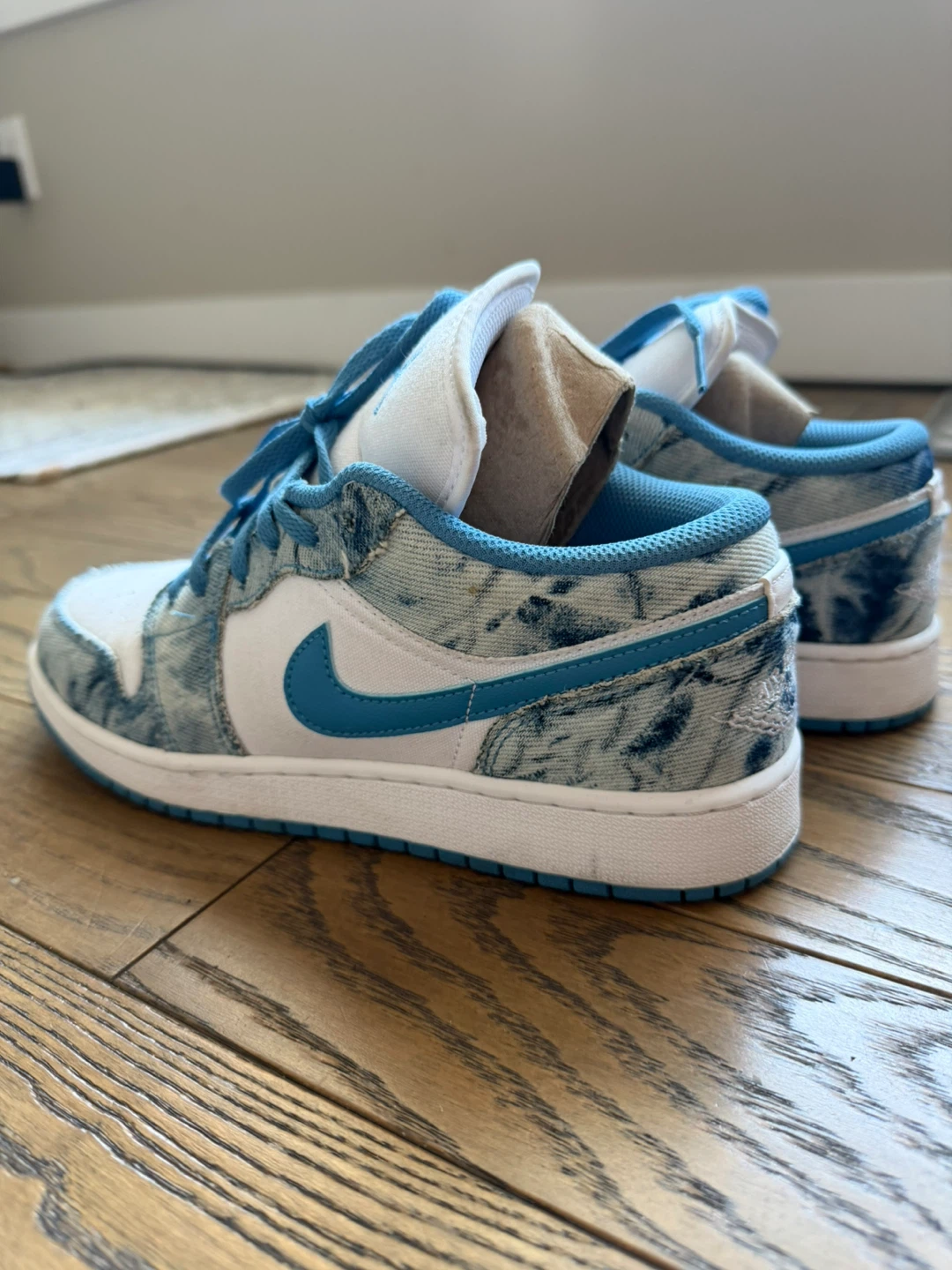 Air Jordan 1 Low SE Denim - photo 3