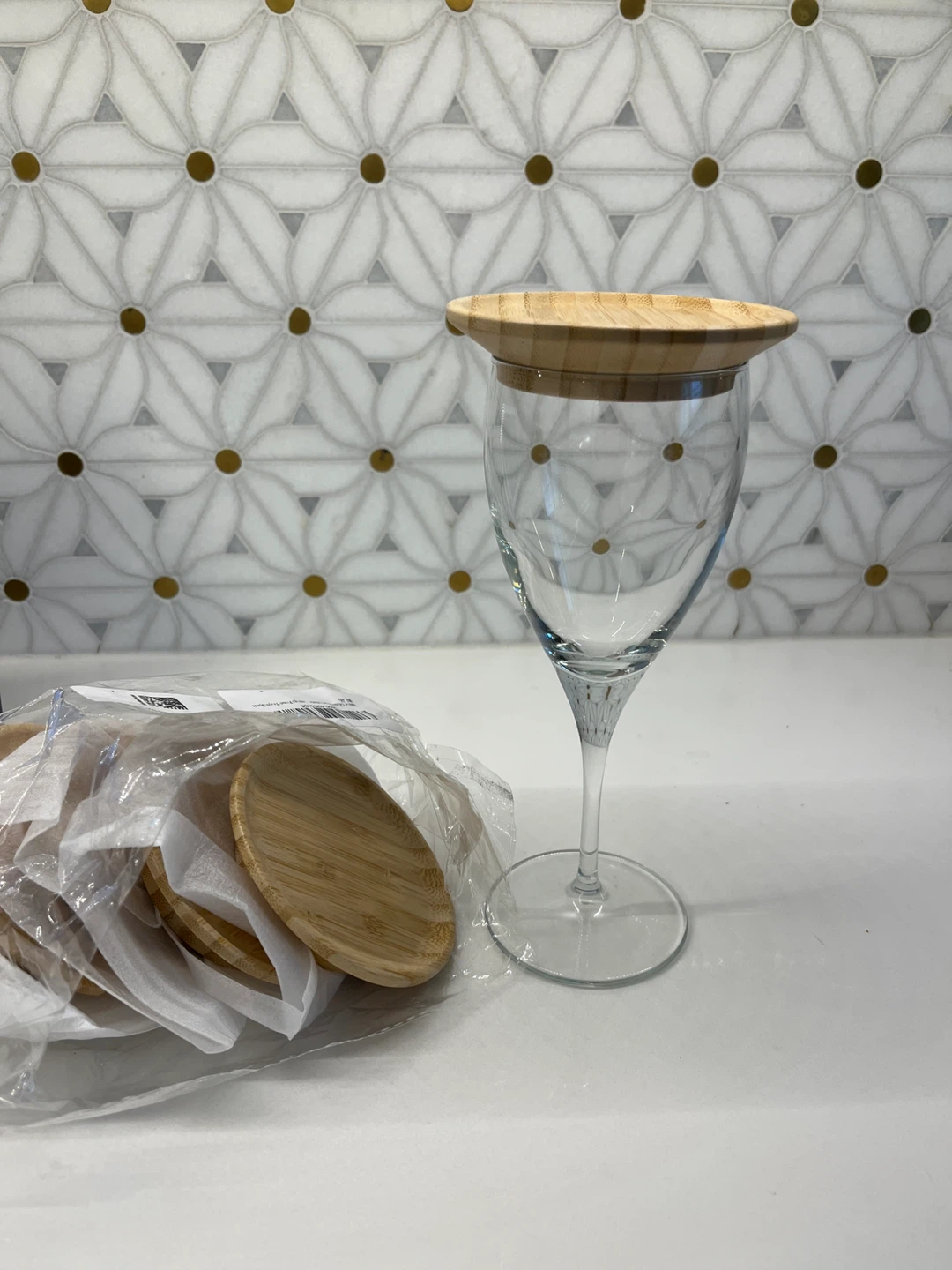 Glass Goblets with Bamboo Lids🏆