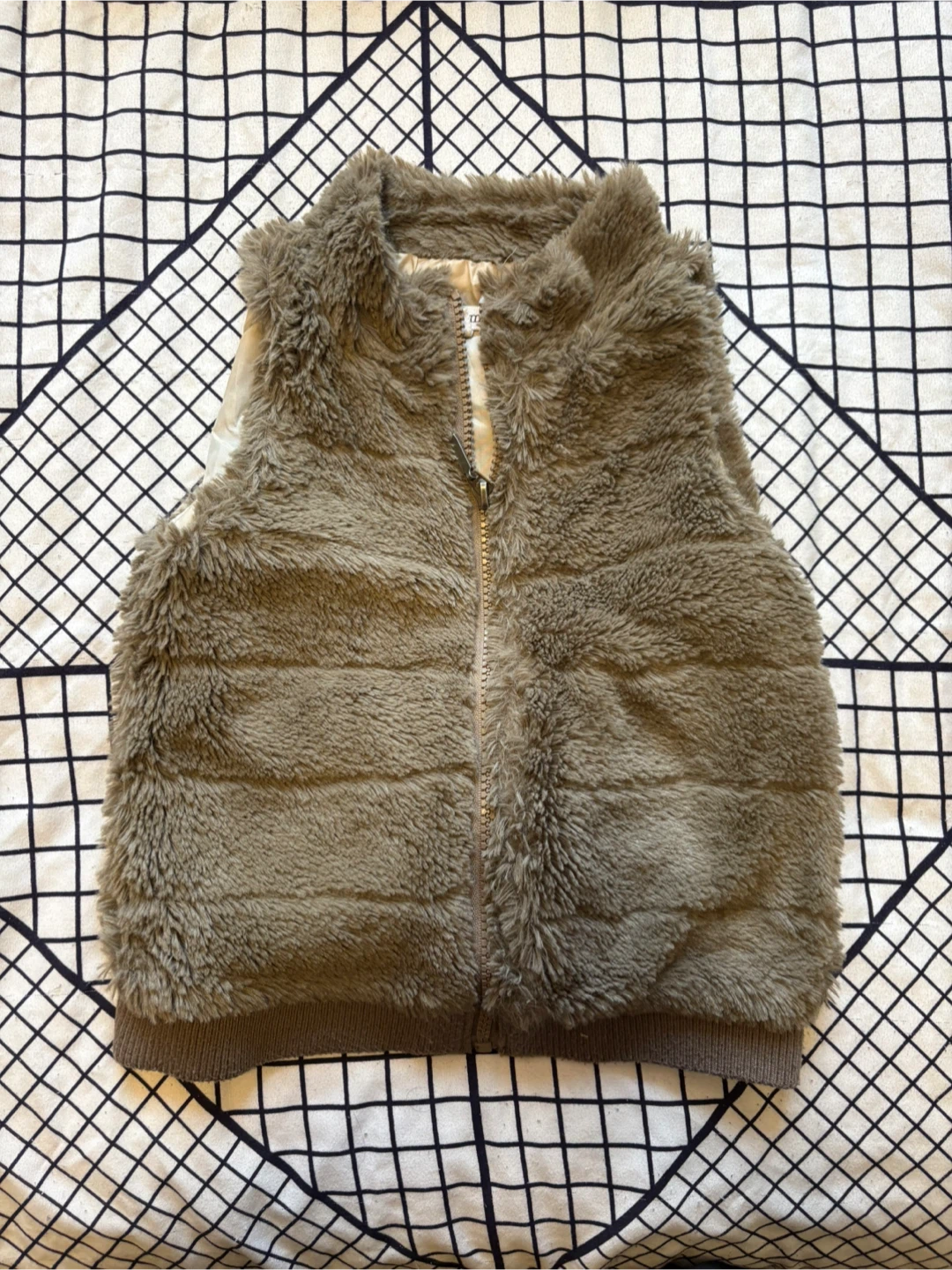$5 each kids jackets. Great condition - photo 4