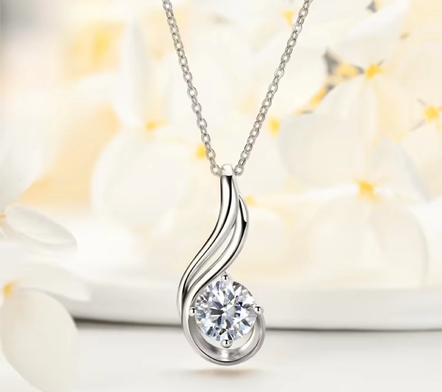 1pc-Moissanite elegant 925 silver Solitaire Pendant Necklace - photo 2