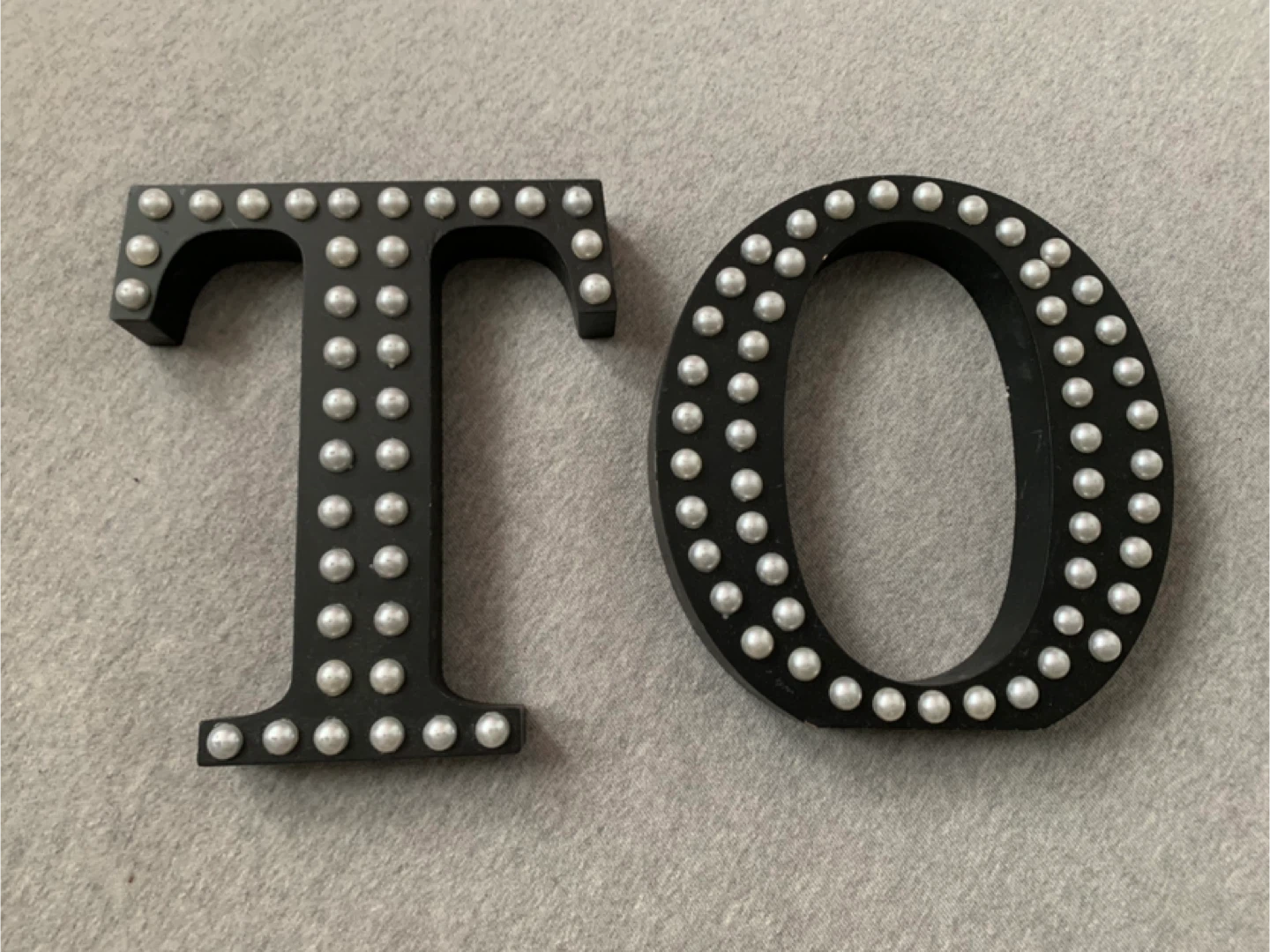 Decorative Monogram Black Letter "T" and "O" Set 🏆