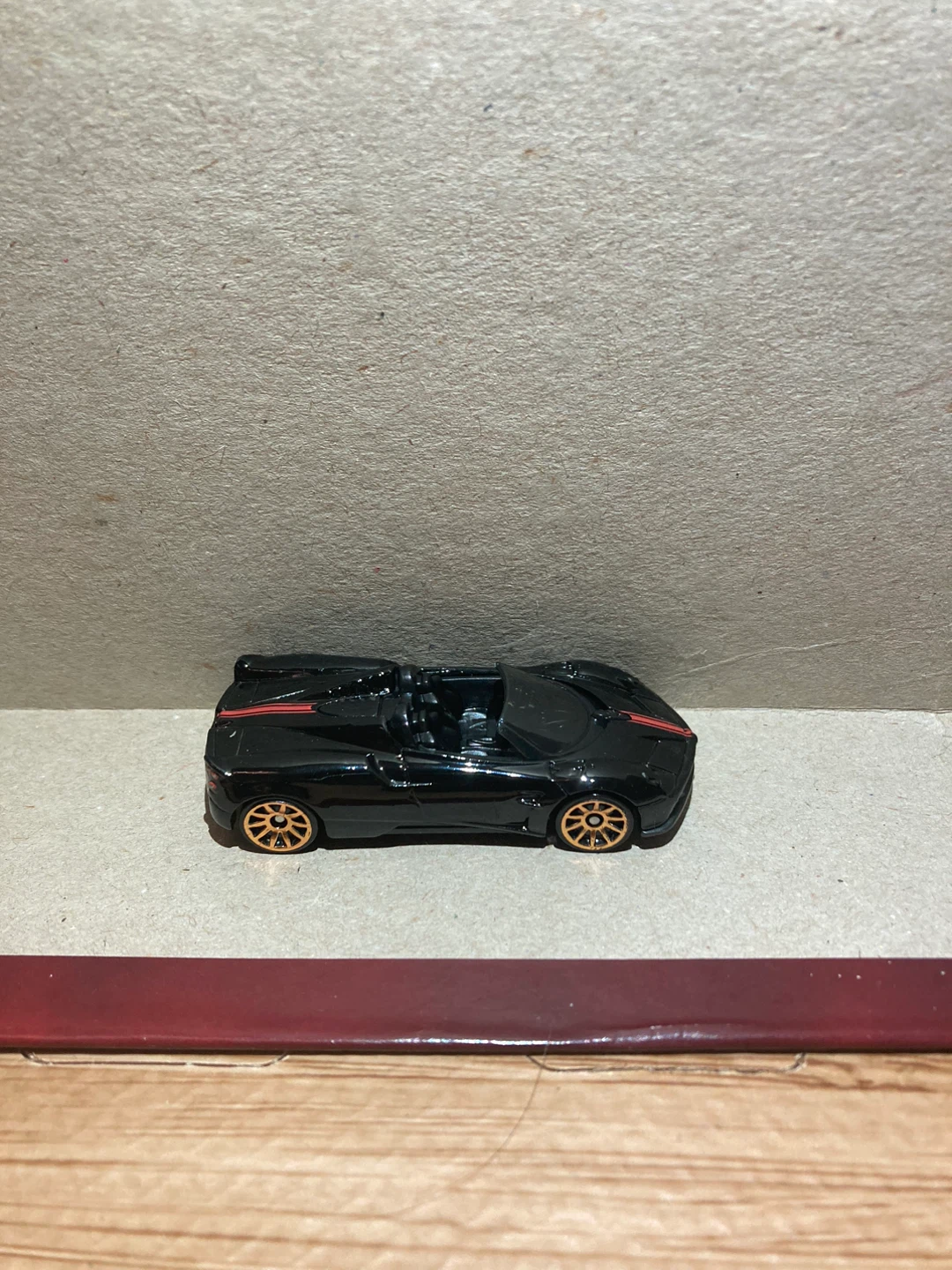 Hot Wheels Loose / 17 Pagani Huayra Roadster / Black - photo 3