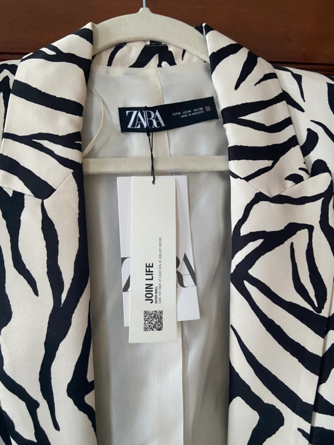 ZARA Zebra Print Blazer & Mango Blazer - photo 4