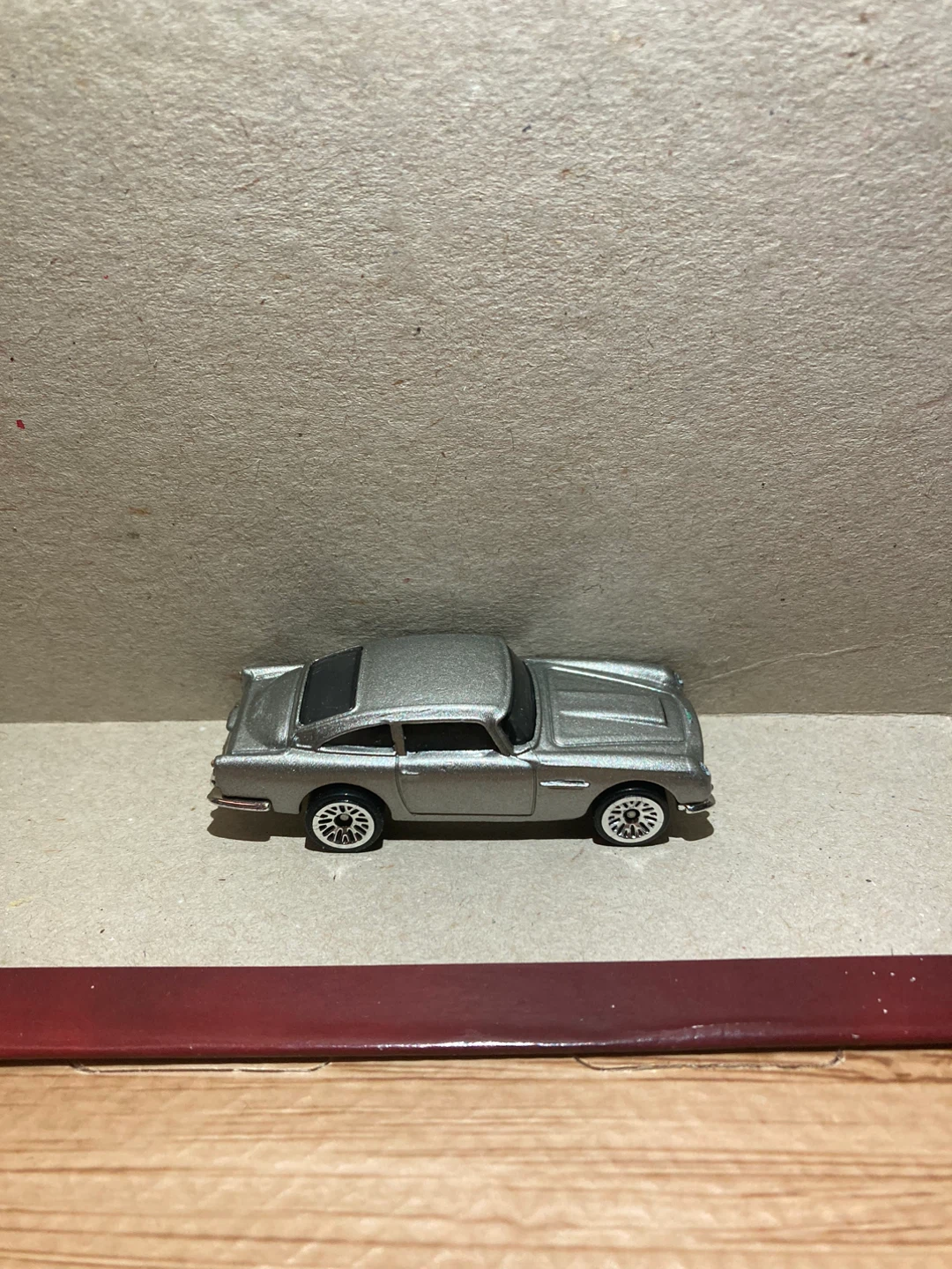 Hot Wheels Fast & Furious Loose / Aston Martin 1963 DB5 / Silver - photo 3