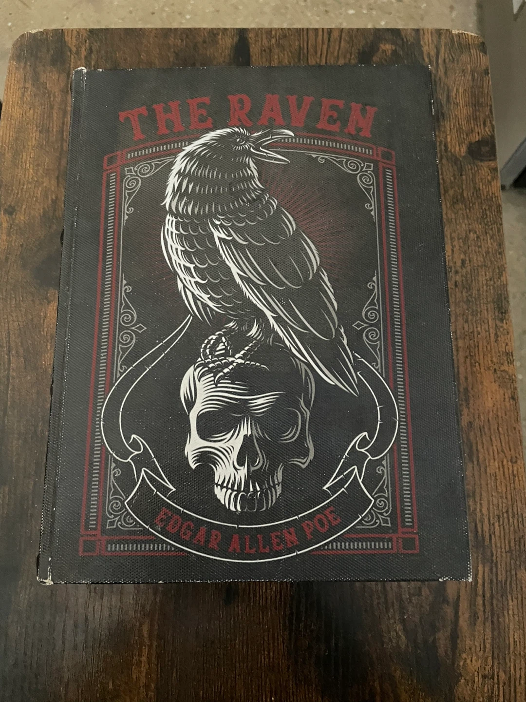 Hidden Treasures Hollow Book ( The Raven ( EAP )