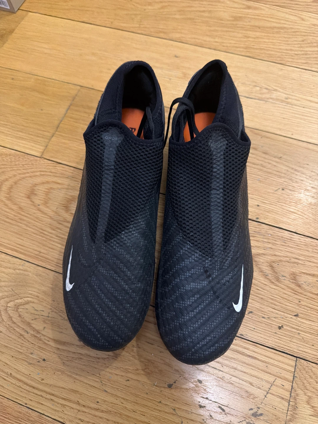 Nike Phantom GX FG Soccer Cleats