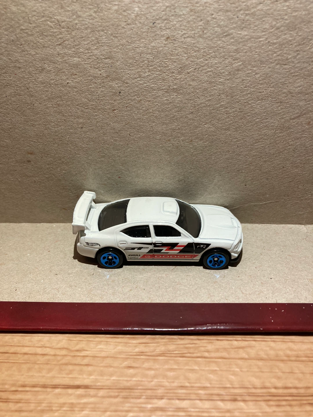 Hot Wheels Loose / Dodge Charger Drift / White - photo 3