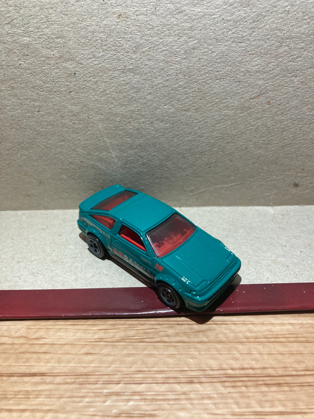 Hot Wheels Loose / Toyota AE-86 Corolla / Green