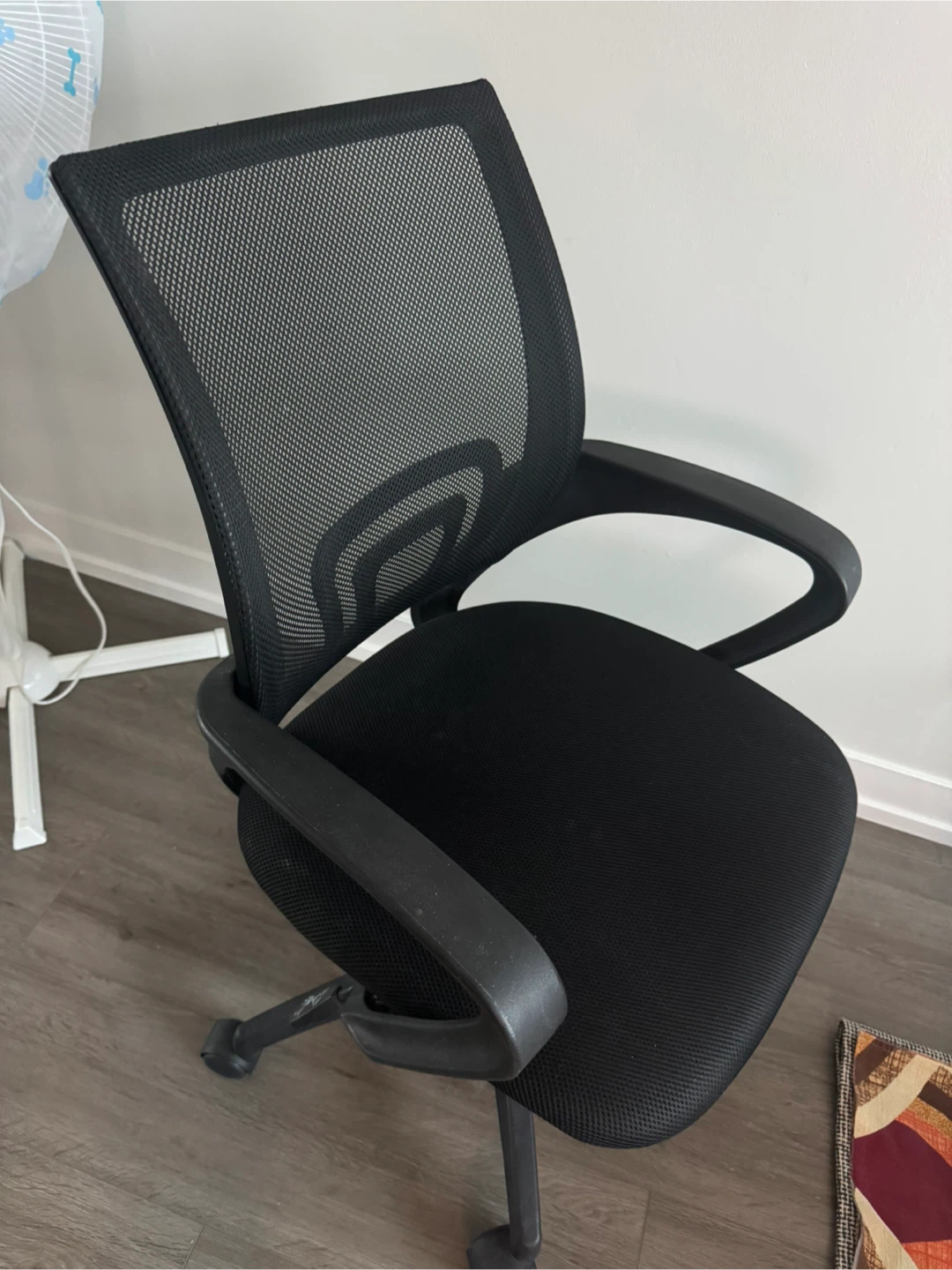 Black Mesh Office Chair
