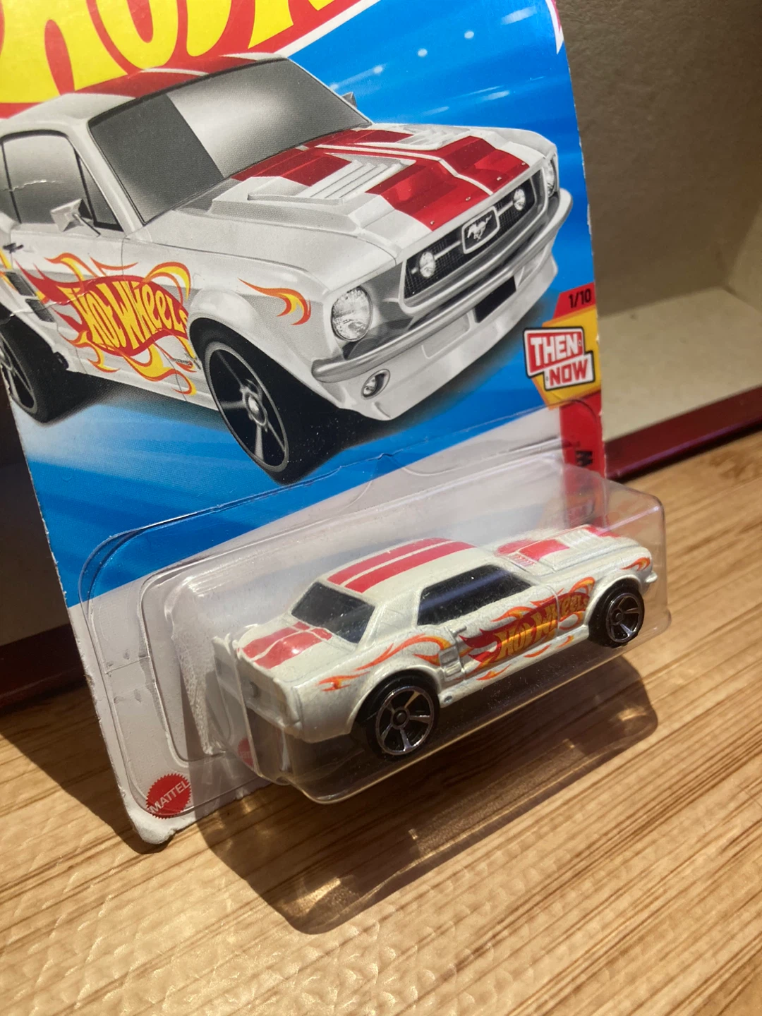 Hot Wheels / 67 Ford Mustang Coupe / White - photo 3