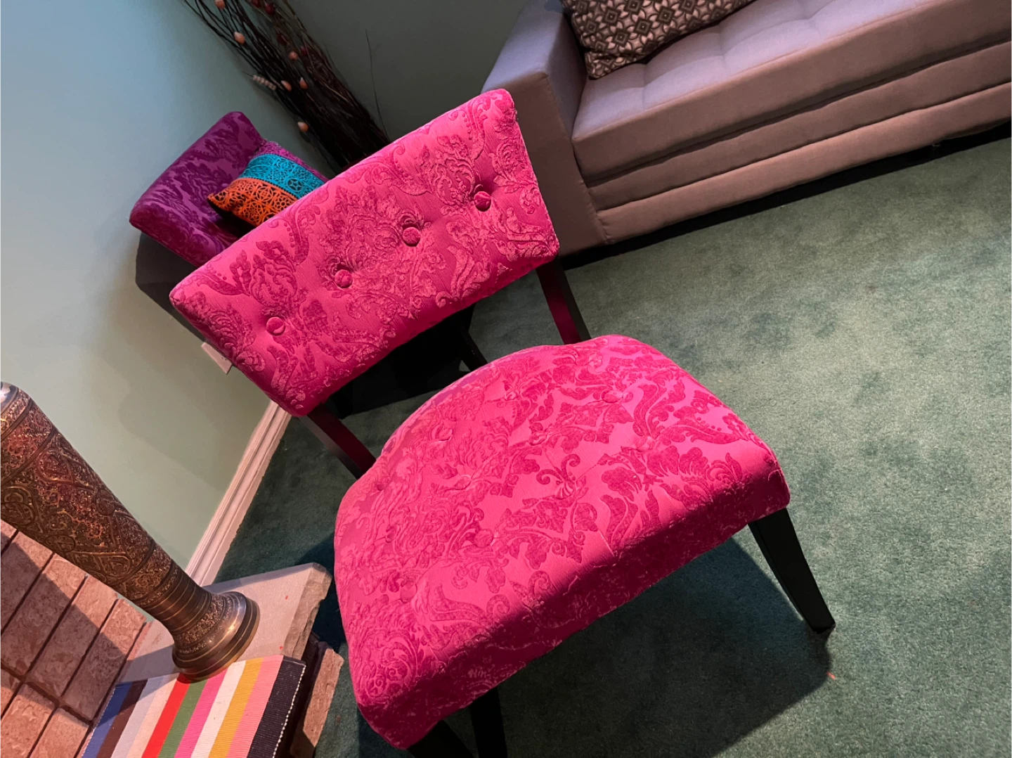 Hot Pink Tufted Accent Chair - photo 3