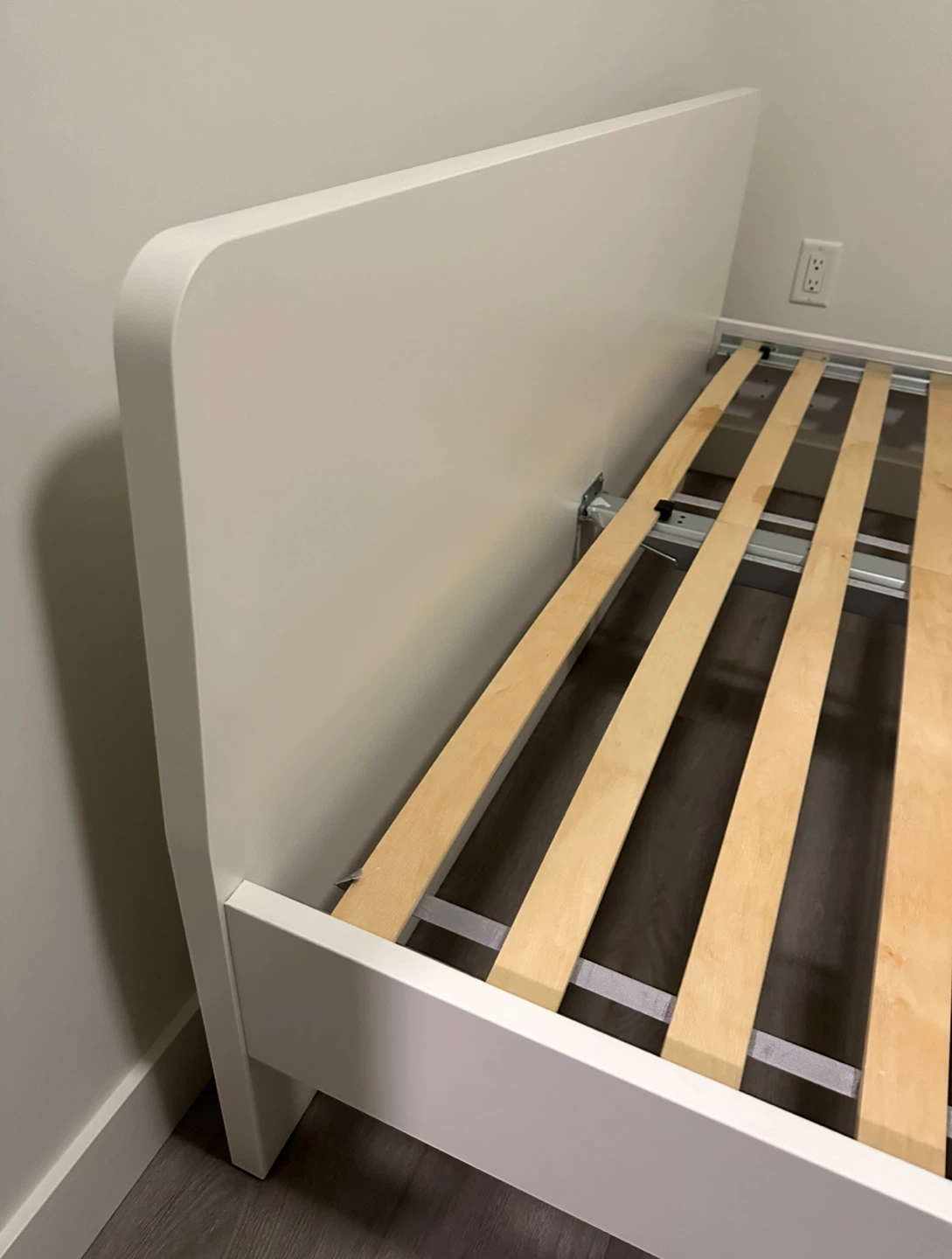 Ikea white Queen bed frame *Delivery free - photo 2