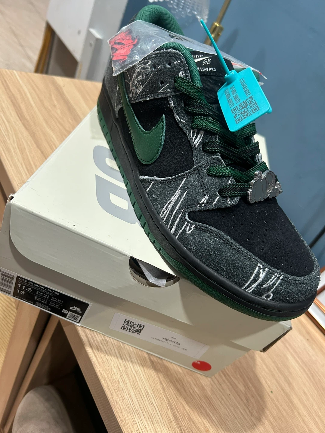 Nike SB Dunk Low Pro "Big Money Savings" Size 11.5 - photo 3