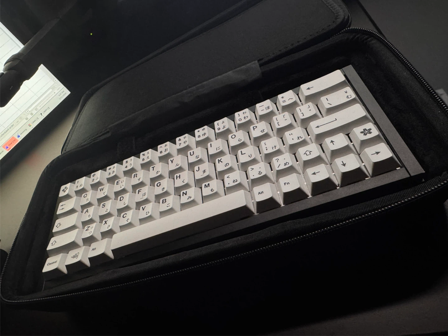 IQUNIX EZ63 - photo 2