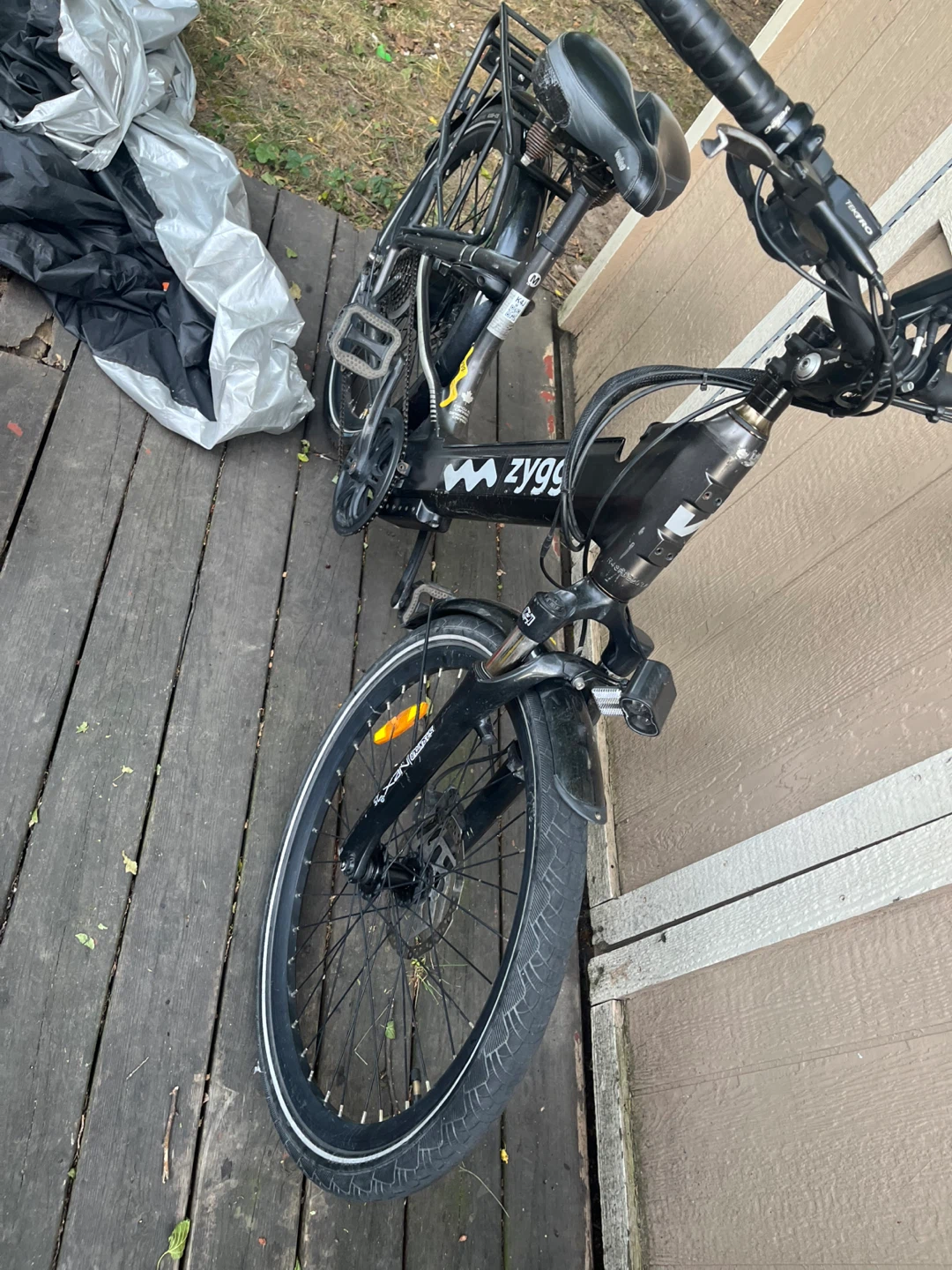 ZYGG Electric Bike - photo 3