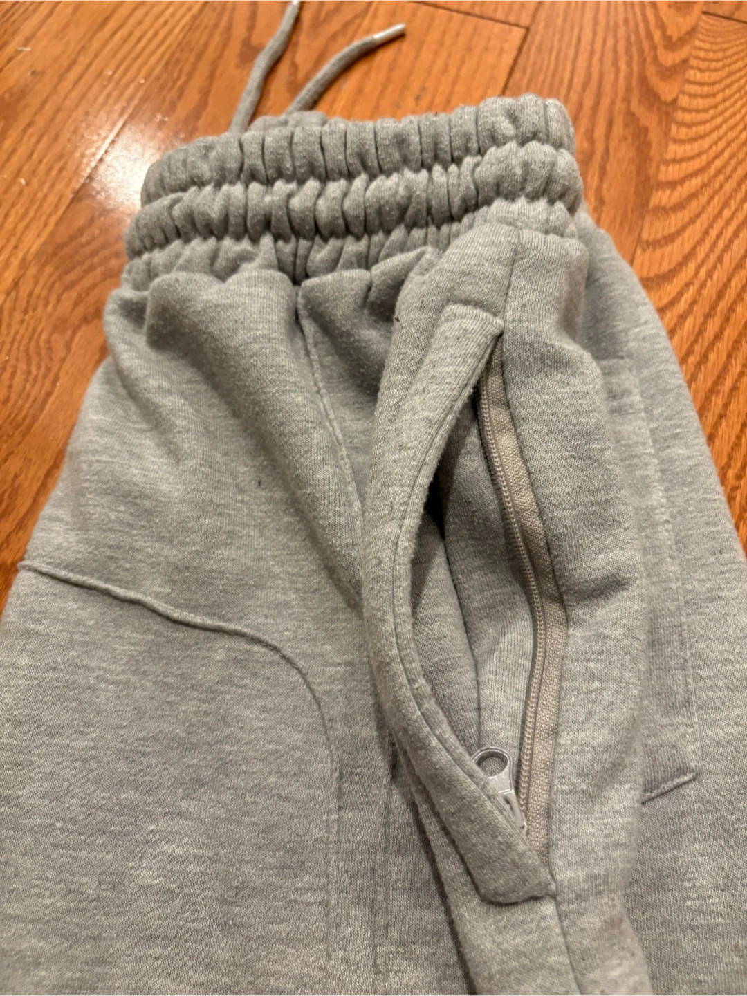 Evito Grey Sweatpants - Size XS - photo 3