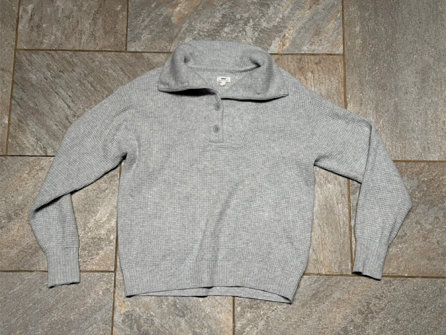 Aerie Grey Waffle Knit Sweater - Size S